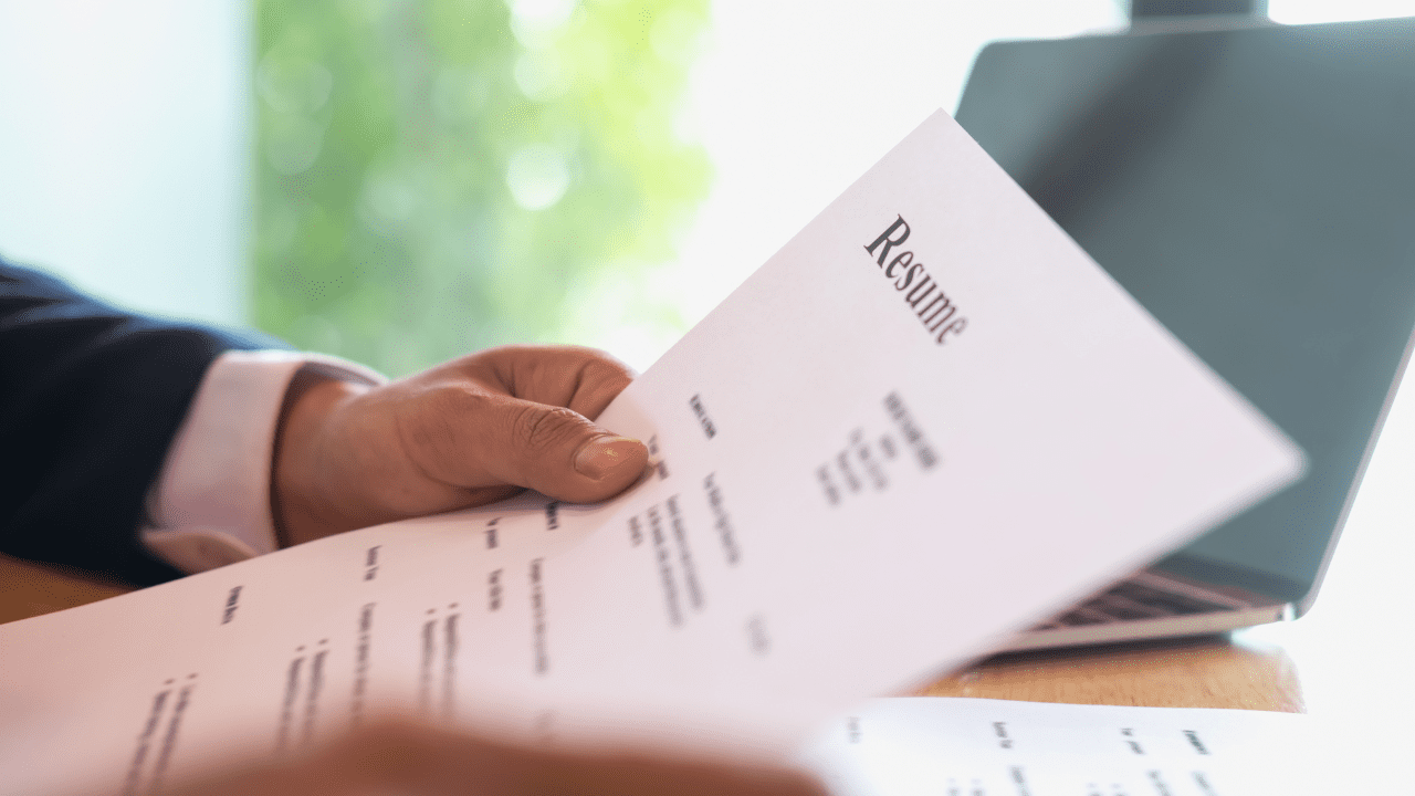 Ge ditt CV ett lyft i sommar och stick ut i höst!